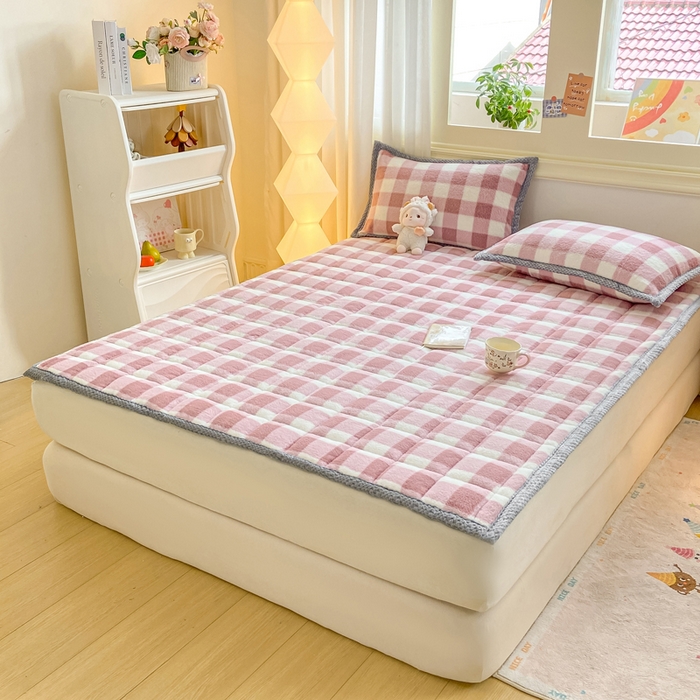 91家纺网 家纺一手货源 找家纺 （总）正邦家纺 2025新款无印风仿羊绒床垫学生宿舍羊圈绒床褥子上下铺软垫