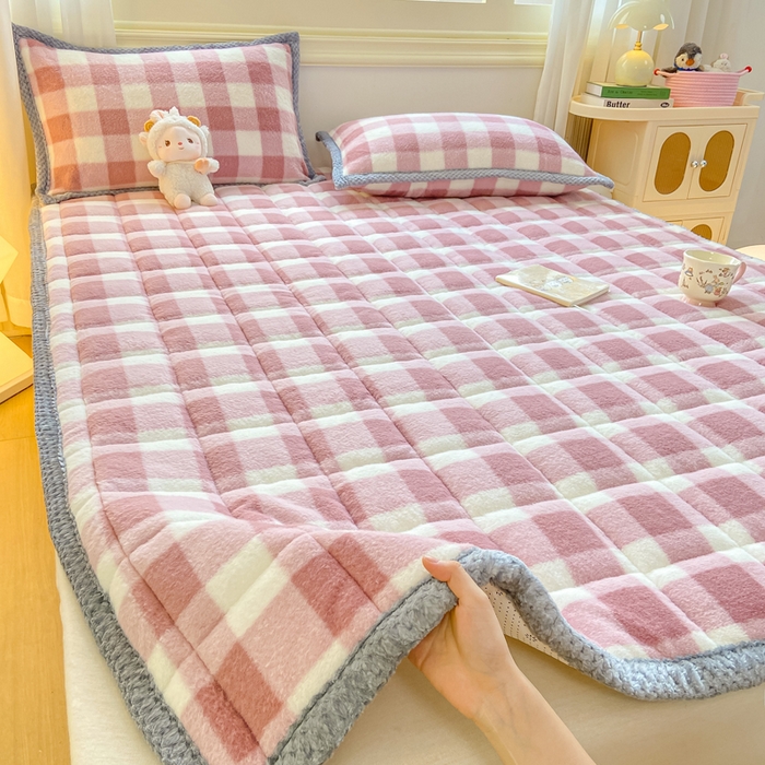 91家纺网 家纺一手货源 找家纺 总正邦2024抗静电泰迪绒加厚软床垫床褥可机洗床护垫直播爆款