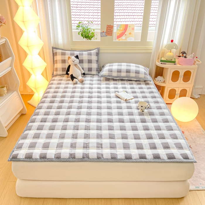 91家纺网 家纺一手货源 找家纺 正邦家纺 2025新款无印良品风羊圈绒床垫学生宿舍床褥子上下铺软垫 羊圈绒-灰格