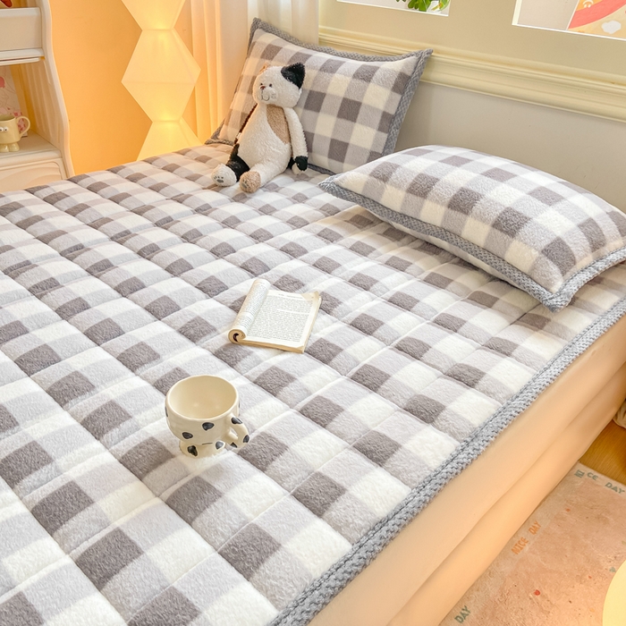 91家纺网 家纺一手货源 找家纺 正邦家纺 2025新款无印良品风羊圈绒床垫学生宿舍床褥子上下铺软垫 羊圈绒-灰格