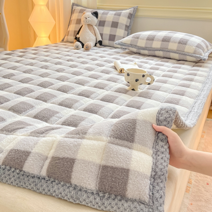 91家纺网 家纺一手货源 找家纺 正邦家纺 2025新款无印良品风羊圈绒床垫学生宿舍床褥子上下铺软垫 羊圈绒-灰格