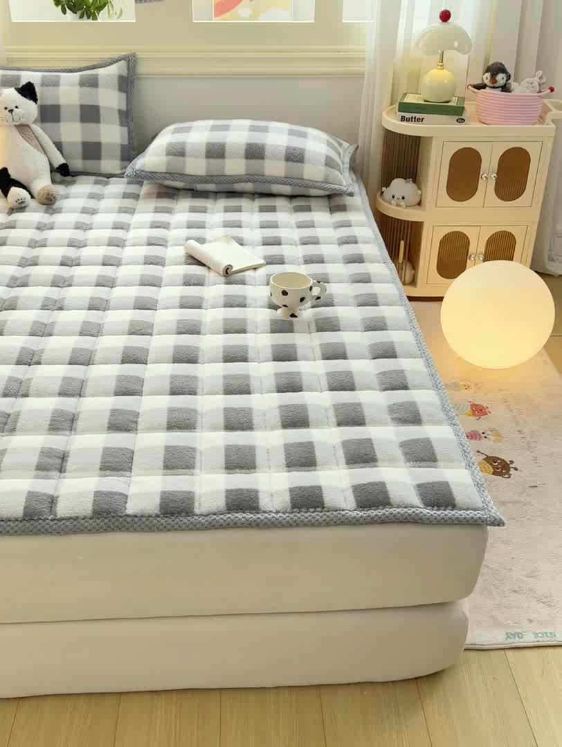 91家纺网 家纺一手货源 找家纺 正邦家纺 2025新款无印良品风羊圈绒床垫学生宿舍床褥子上下铺软垫 羊圈绒-灰格