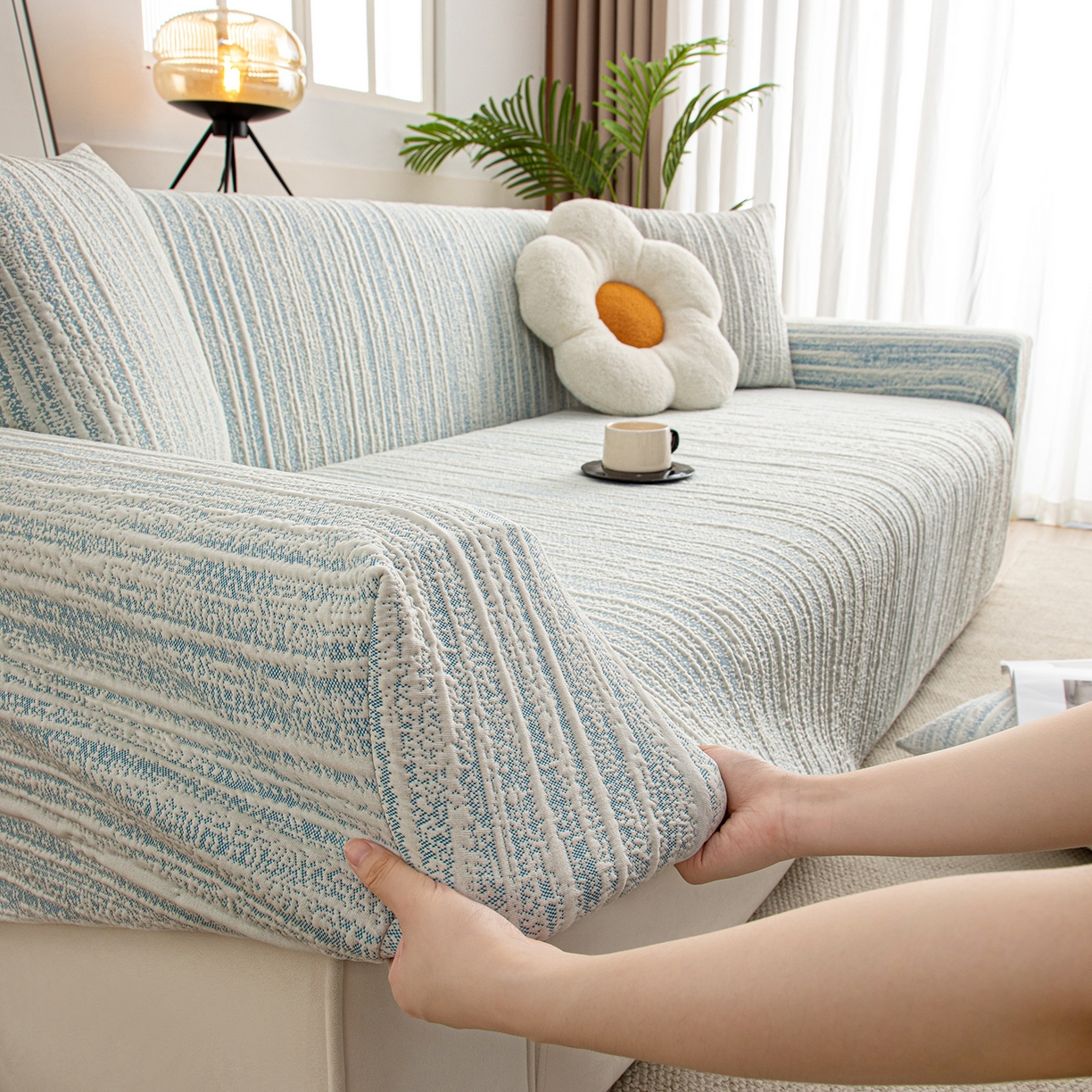 91家纺网 家纺一手货源 找家纺 沐沐家纺 2026新款星弦沙发套 孔雀蓝