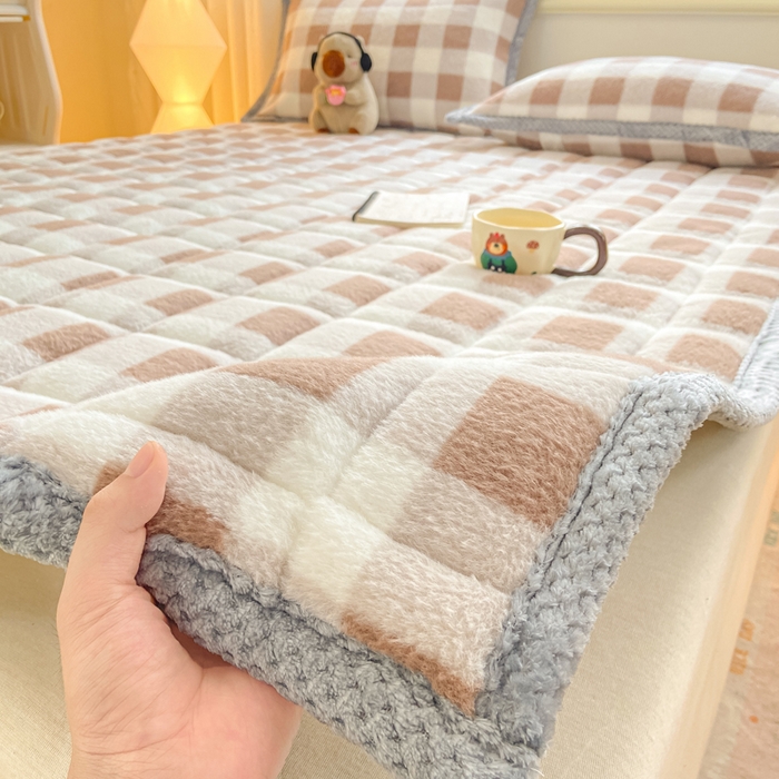 91家纺网 家纺一手货源 找家纺 正邦家纺 2025新款无印良品风羊圈绒床垫学生宿舍床褥子上下铺软垫 羊圈绒-咖格