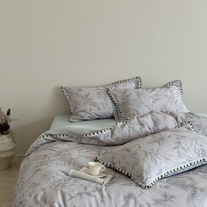 91家纺网 家纺一手货源 找家纺 于果 2025新款全棉纯棉生态磨毛花边款四件套 古屿兰灰