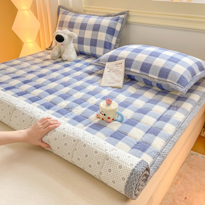 91家纺网 家纺一手货源 找家纺 正邦家纺 2025新款无印良品风羊圈绒床垫学生宿舍床褥子上下铺软垫 羊圈绒-蓝格