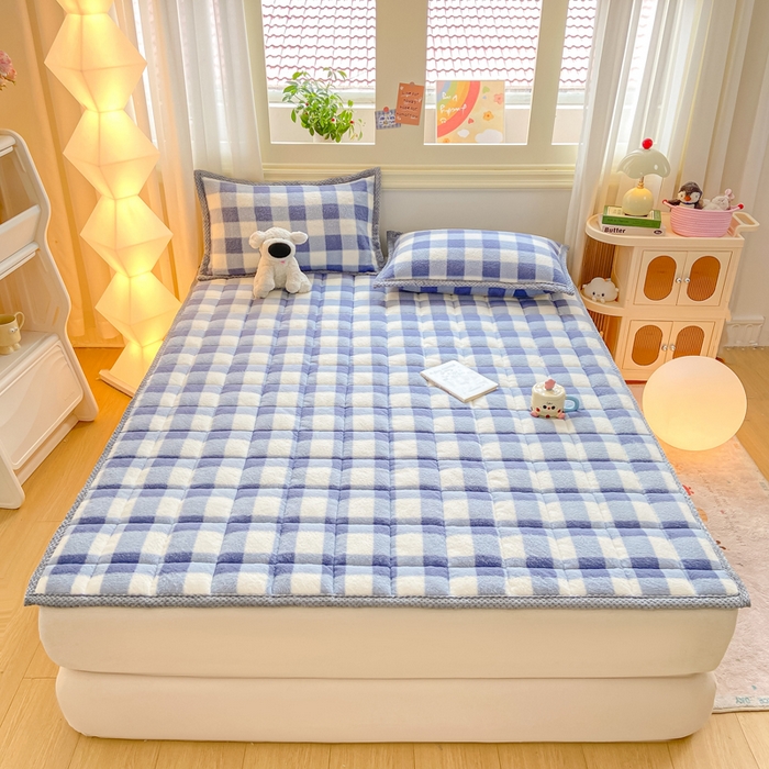 91家纺网 家纺一手货源 找家纺 正邦家纺 2025新款无印良品风羊圈绒床垫学生宿舍床褥子上下铺软垫 羊圈绒-蓝格