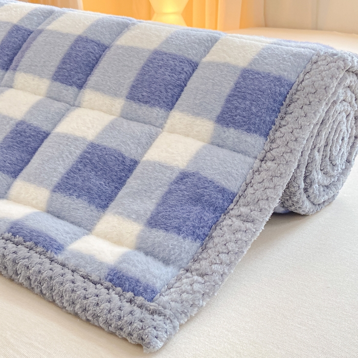 91家纺网 家纺一手货源 找家纺 正邦家纺 2025新款无印良品风羊圈绒床垫学生宿舍床褥子上下铺软垫 羊圈绒-蓝格