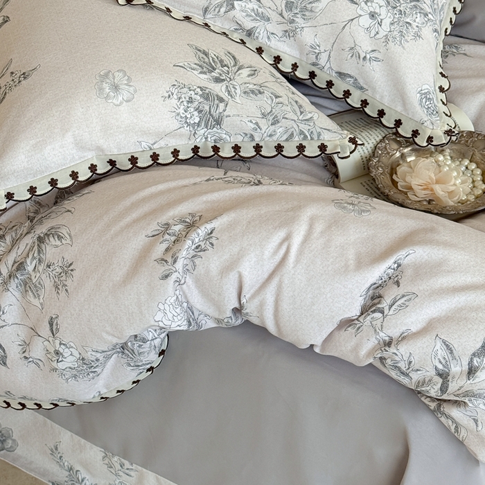 91家纺网 家纺一手货源 找家纺 于果 2025新款全棉纯棉生态磨毛花边款四件套 花绮米