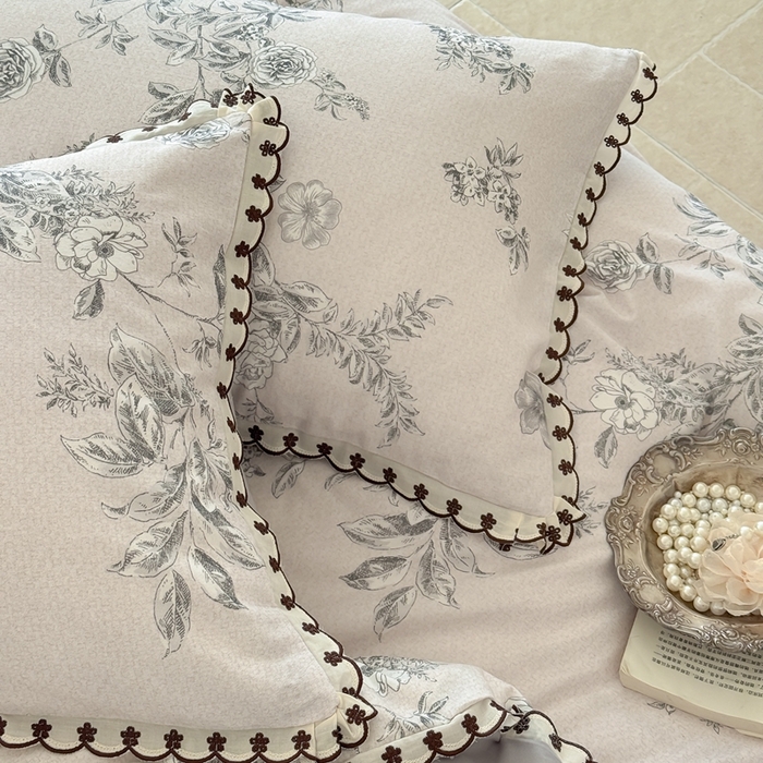 91家纺网 家纺一手货源 找家纺 于果 2025新款全棉纯棉生态磨毛花边款四件套 花绮米