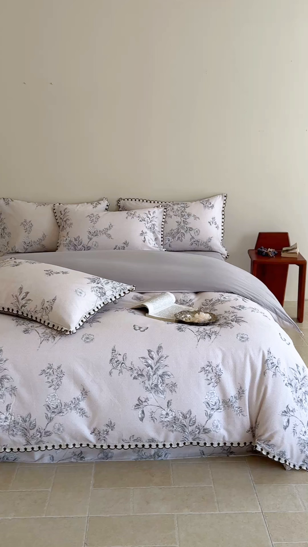 91家纺网 家纺一手货源 找家纺 于果 2025新款全棉纯棉生态磨毛花边款四件套 花绮米