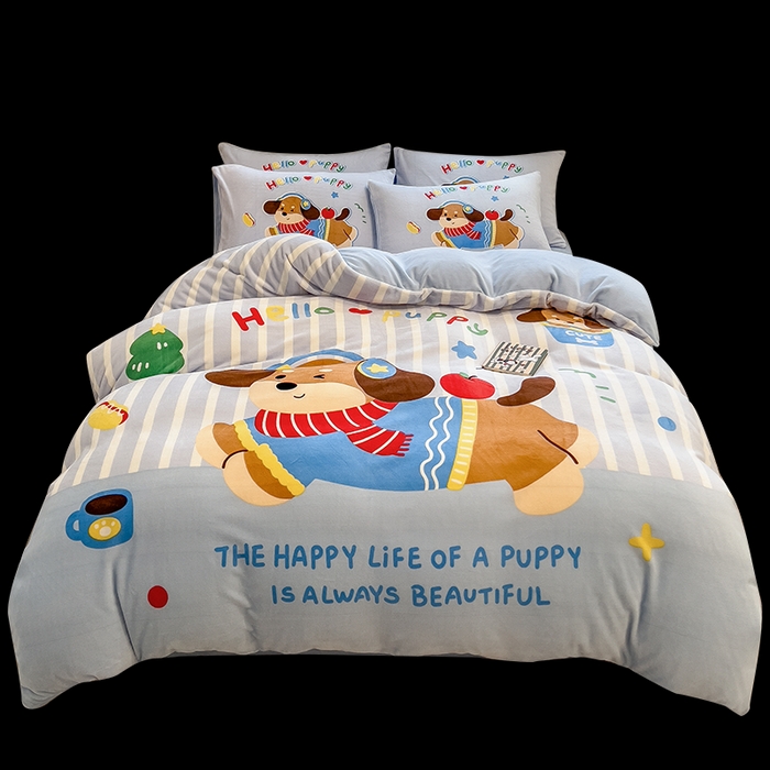 91家纺网 家纺一手货源 找家纺 丝羽坊 2025新款A类大版牛奶绒印花四件套 汪汪假日