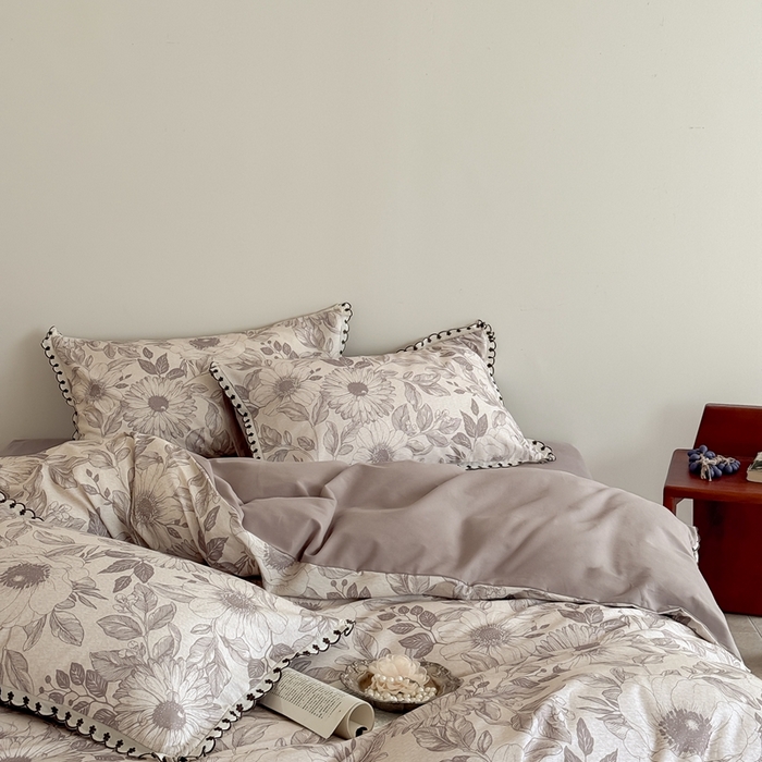 91家纺网 家纺一手货源 找家纺 于果 2025新款全棉纯棉生态磨毛花边款四件套 花漾