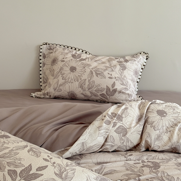 91家纺网 家纺一手货源 找家纺 于果 2025新款全棉纯棉生态磨毛花边款四件套 花漾