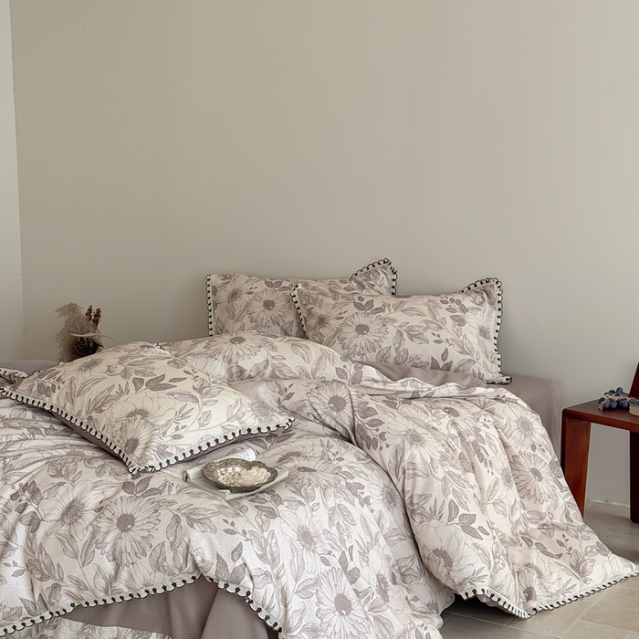 91家纺网 家纺一手货源 找家纺 于果 2025新款全棉纯棉生态磨毛花边款四件套 花漾