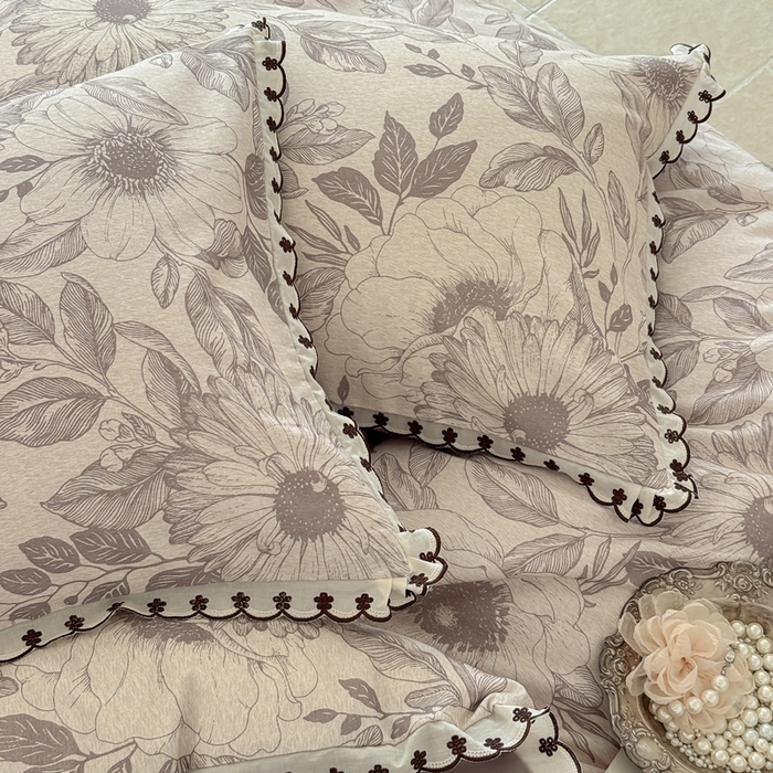 91家纺网 家纺一手货源 找家纺 于果 2025新款全棉纯棉生态磨毛花边款四件套 花漾