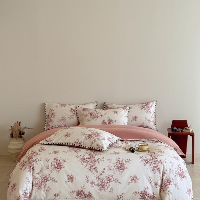 91家纺网 家纺一手货源 找家纺 于果 2025新款全棉纯棉生态磨毛花边款四件套 秘密花园