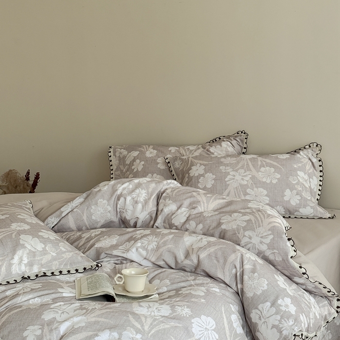 91家纺网 家纺一手货源 找家纺 于果 2025新款全棉纯棉生态磨毛花边款四件套 沁园花语