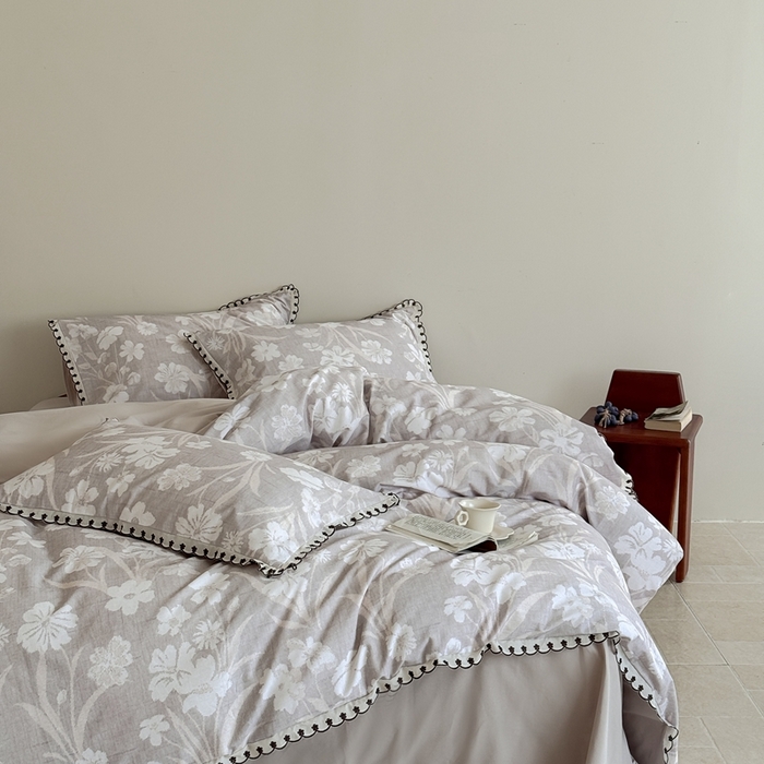 91家纺网 家纺一手货源 找家纺 于果 2025新款全棉纯棉生态磨毛花边款四件套 沁园花语