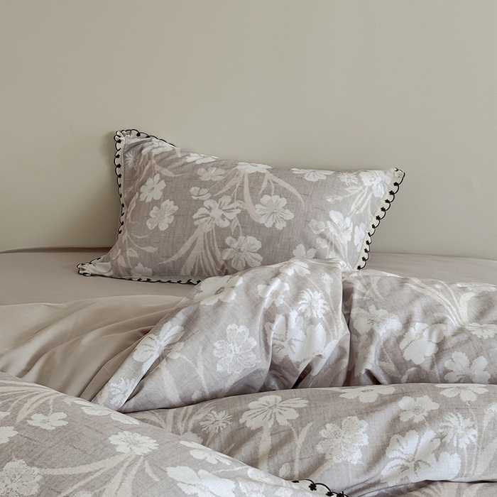 91家纺网 家纺一手货源 找家纺 于果 2025新款全棉纯棉生态磨毛花边款四件套 沁园花语