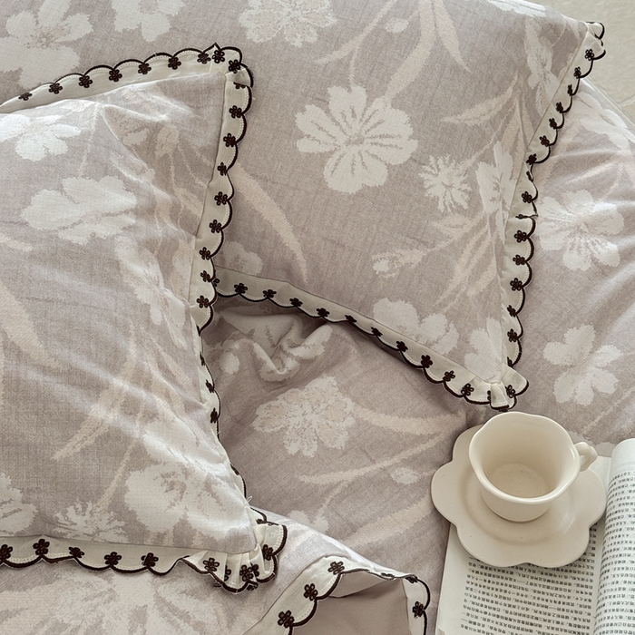 91家纺网 家纺一手货源 找家纺 于果 2025新款全棉纯棉生态磨毛花边款四件套 沁园花语