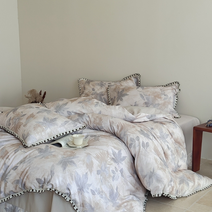 91家纺网 家纺一手货源 找家纺 于果 2025新款全棉纯棉生态磨毛花边款四件套 晚风集