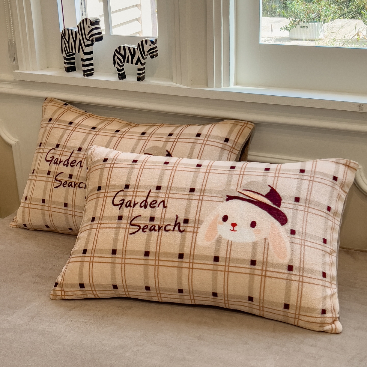 91家纺网 家纺一手货源 找家纺 丝羽坊 2025新款A类大版牛奶绒印花四件套 兔兔乐园