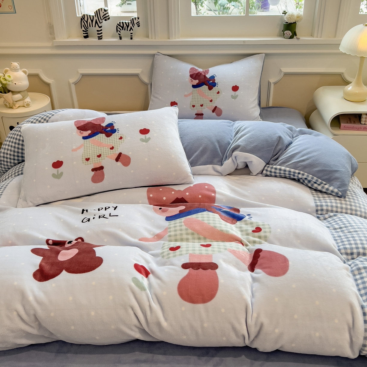 91家纺网 家纺一手货源 找家纺 丝羽坊 2025新款A类大版牛奶绒印花四件套 甜美公主