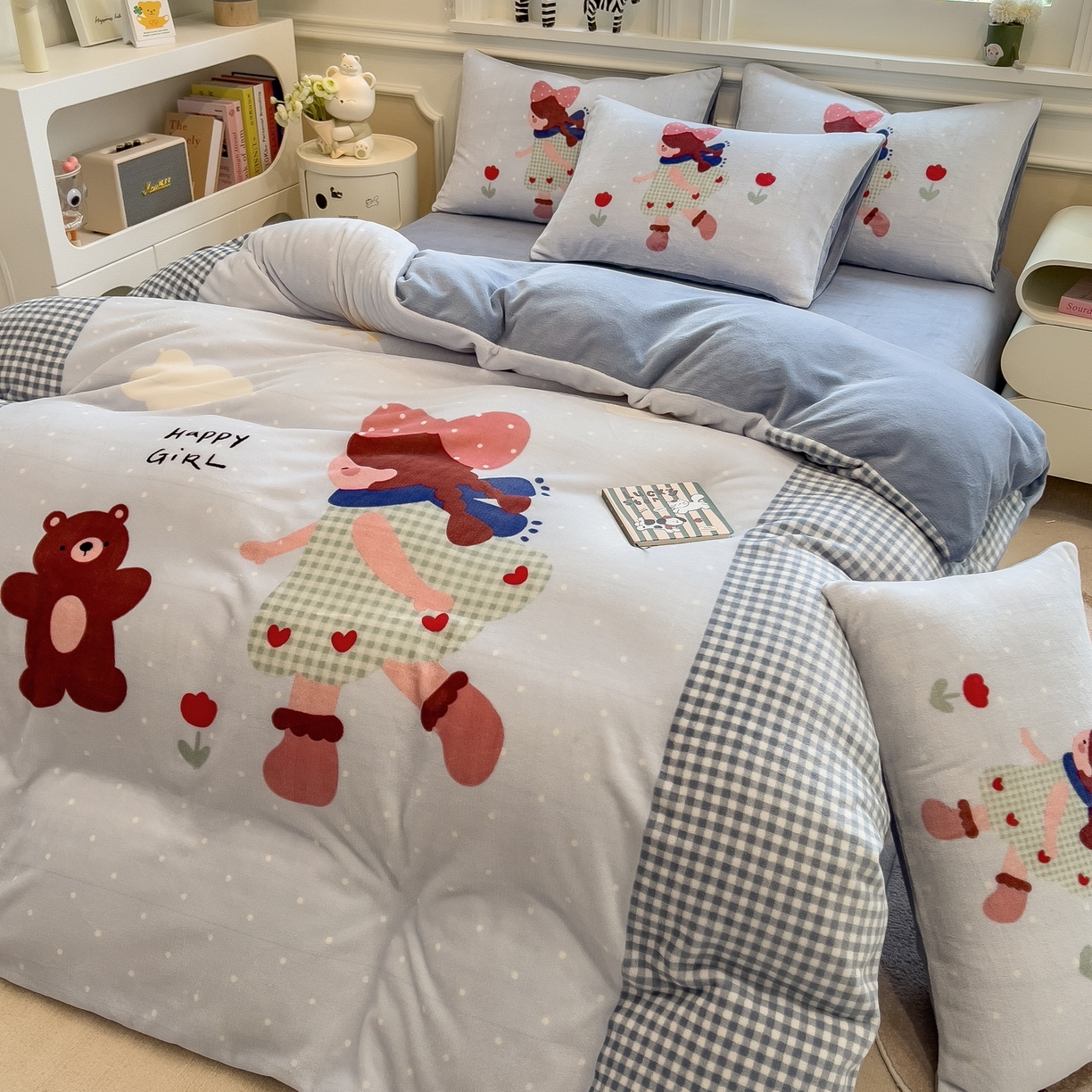 91家纺网 家纺一手货源 找家纺 丝羽坊 2025新款A类大版牛奶绒印花四件套 甜美公主