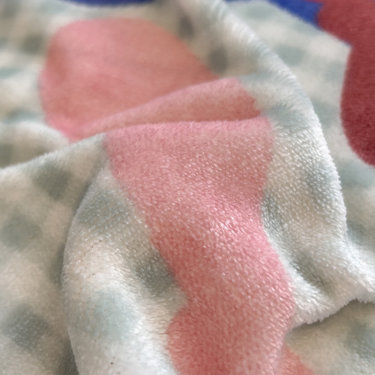 91家纺网 家纺一手货源 找家纺 丝羽坊 2025新款A类大版牛奶绒印花四件套 甜美公主