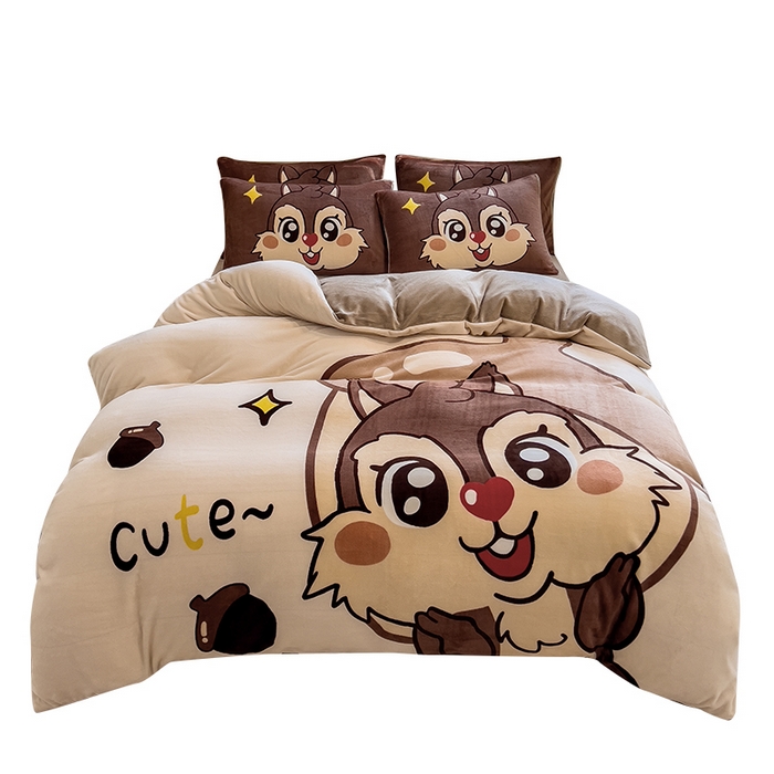 91家纺网 家纺一手货源 找家纺 丝羽坊 2025新款A类大版牛奶绒印花四件套 小松鼠