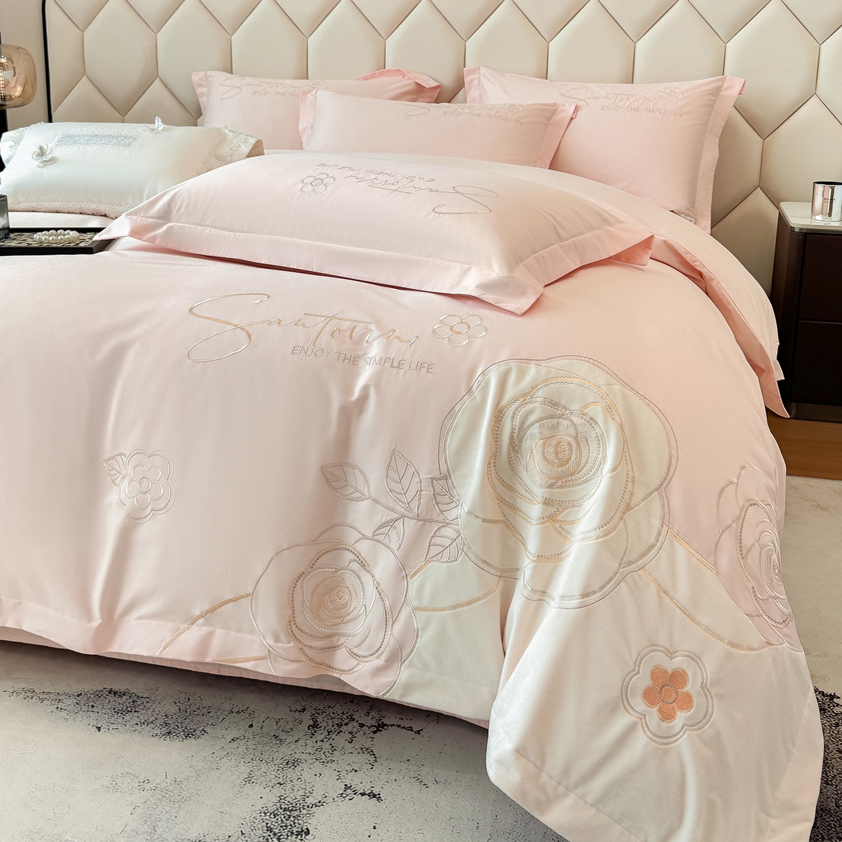 91家纺网 家纺一手货源 找家纺 （总）奥汀洛家纺 2025新款全棉纯棉贴布绣四件套-繁花