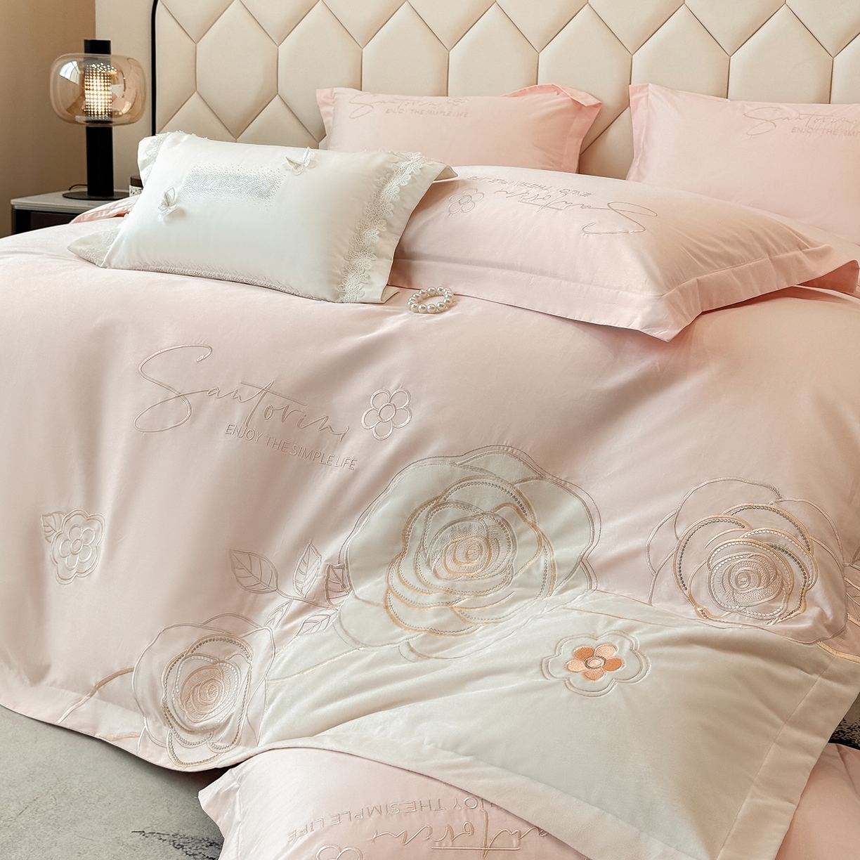 91家纺网 家纺一手货源 找家纺 （总）奥汀洛家纺 2025新款全棉纯棉贴布绣四件套-繁花