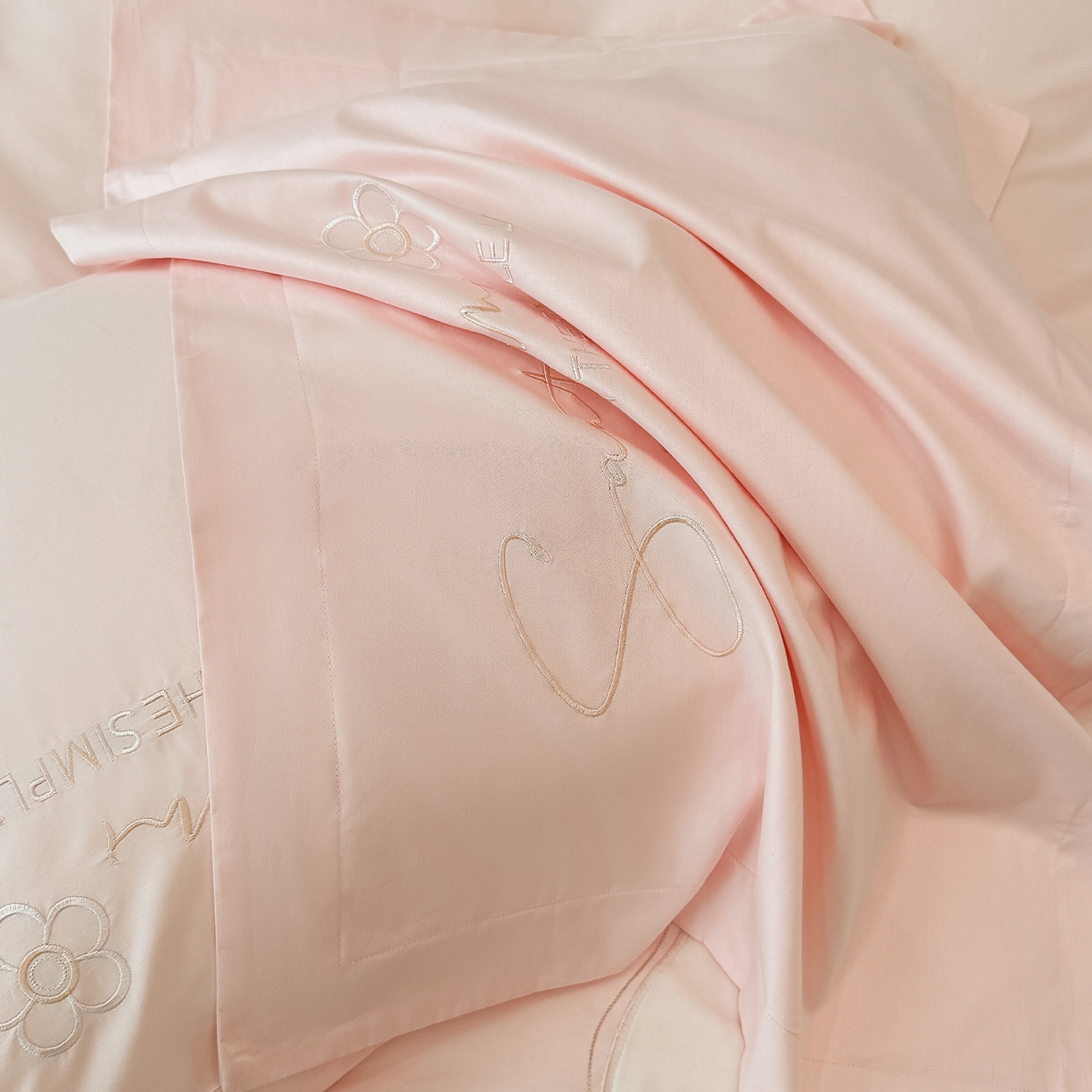 91家纺网 家纺一手货源 找家纺 （总）奥汀洛家纺 2025新款全棉纯棉贴布绣四件套-繁花