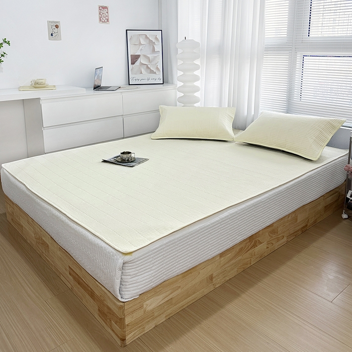 91家纺网 家纺一手货源 找家纺 （总）拾小柒 2025新款纯色全棉色织水洗棉防水隔尿床护垫床盖