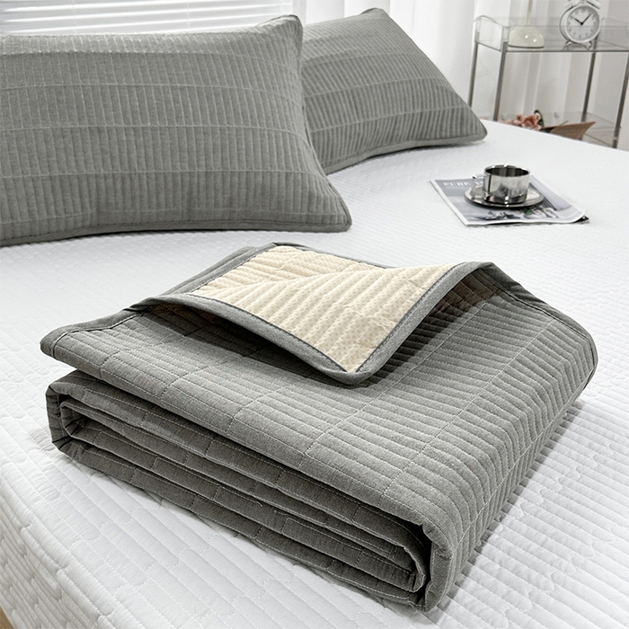 91家纺网 家纺一手货源 找家纺 拾小柒 2025新款纯色全棉色织水洗棉防水隔尿床护垫床盖 青灰色