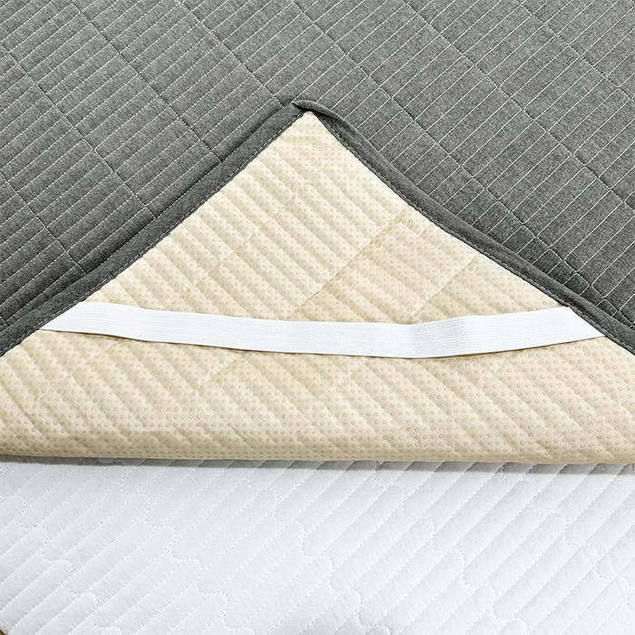 91家纺网 家纺一手货源 找家纺 拾小柒 2025新款纯色全棉色织水洗棉防水隔尿床护垫床盖 青灰色