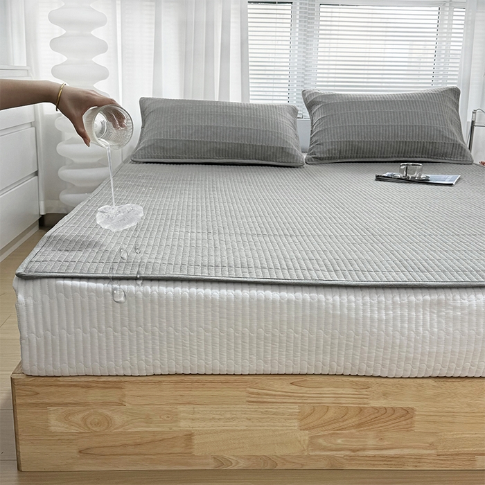 91家纺网 家纺一手货源 找家纺 拾小柒 2025新款纯色全棉色织水洗棉防水隔尿床护垫床盖 青灰色