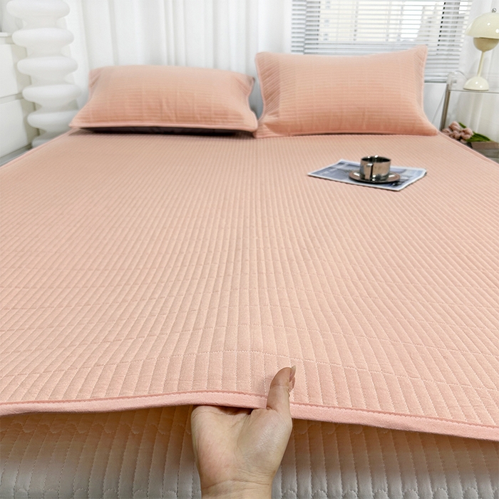 91家纺网 家纺一手货源 找家纺 拾小柒 2025新款纯色全棉色织水洗棉防水隔尿床护垫床盖 粉玉色