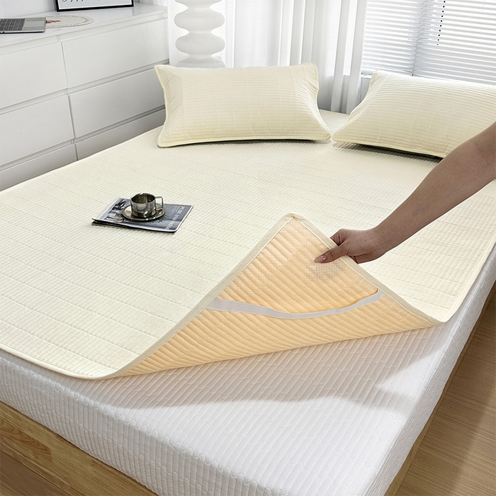 91家纺网 家纺一手货源 找家纺 拾小柒 2025新款纯色全棉色织水洗棉防水隔尿床护垫床盖 鹅黄色