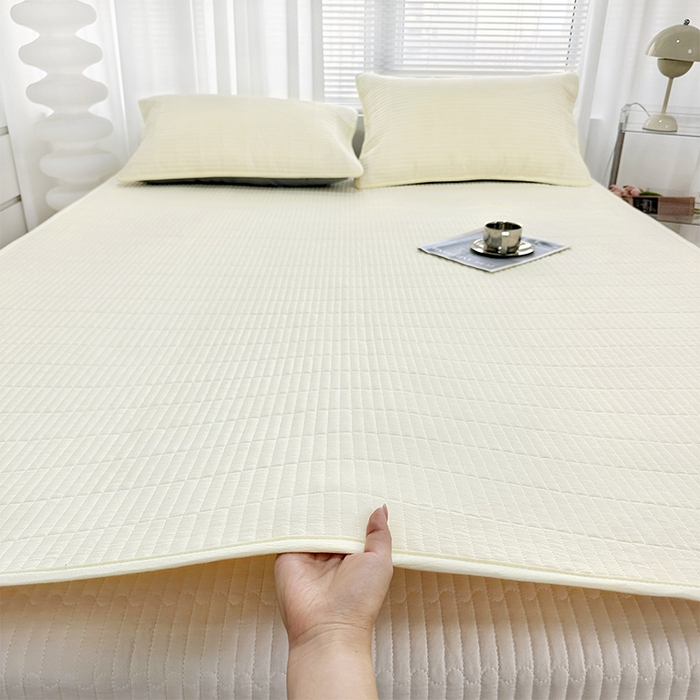 91家纺网 家纺一手货源 找家纺 拾小柒 2025新款纯色全棉色织水洗棉防水隔尿床护垫床盖 鹅黄色