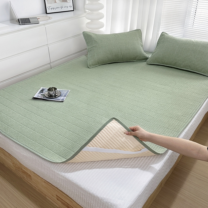 91家纺网 家纺一手货源 找家纺 拾小柒 2025新款纯色全棉色织水洗棉防水隔尿床护垫床盖 浅绿色