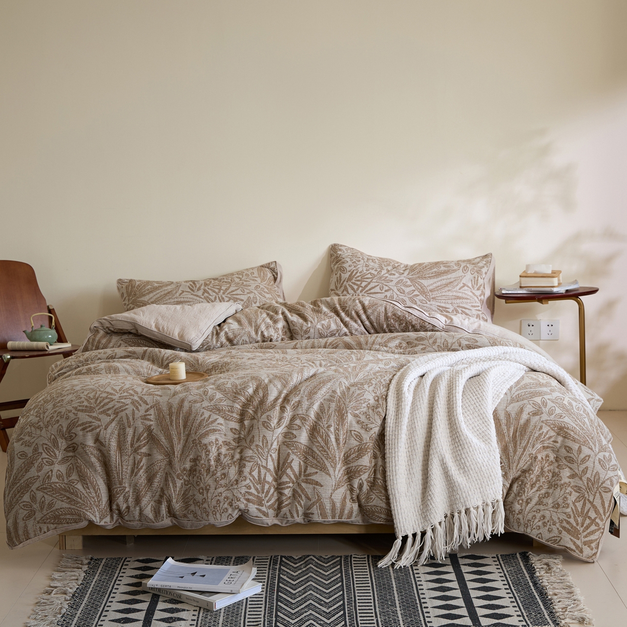 91家纺网 家纺一手货源 找家纺 一加一 2025新款棉麻大提花抗菌被子被芯 繁花-卡其