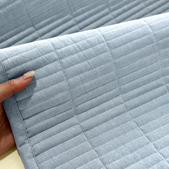 91家纺网 家纺一手货源 找家纺 拾小柒 2025新款纯色全棉色织水洗棉防水防头油枕套 浅蓝色