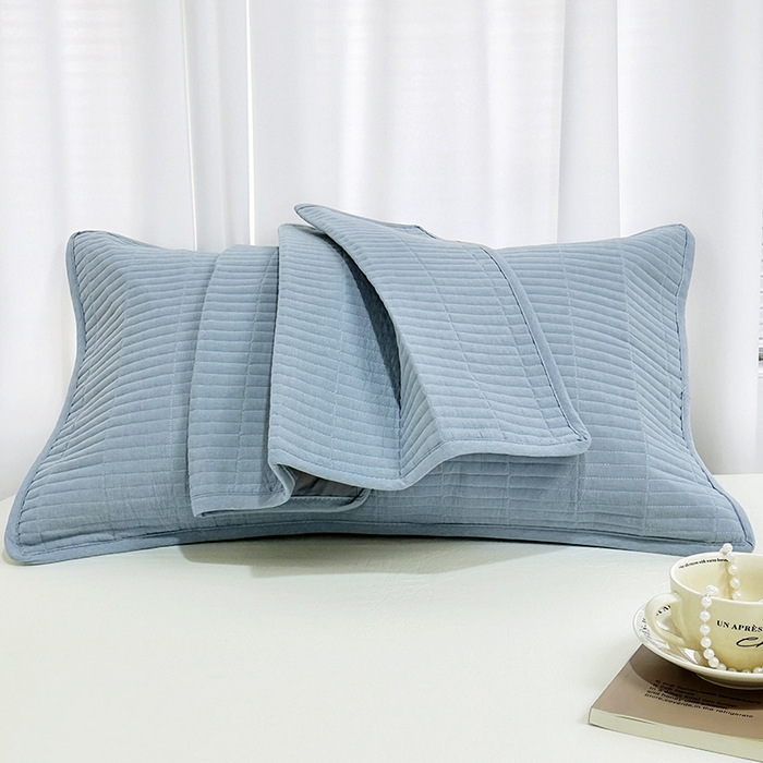 91家纺网 家纺一手货源 找家纺 拾小柒 2025新款纯色全棉色织水洗棉防水防头油枕套 浅蓝色