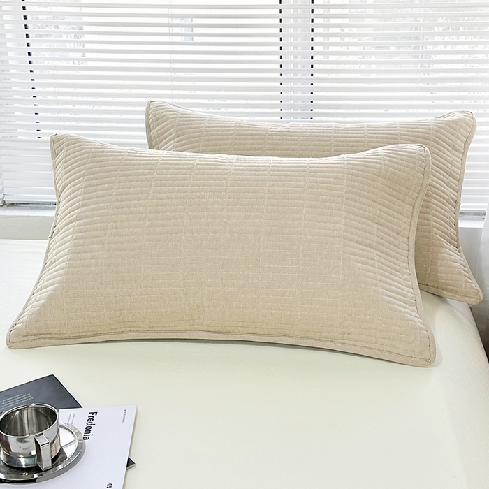 91家纺网 家纺一手货源 找家纺 拾小柒 2025新款纯色全棉色织水洗棉防水防头油枕套 卡其色