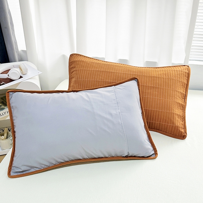 91家纺网 家纺一手货源 找家纺 拾小柒 2025新款纯色全棉色织水洗棉防水防头油枕套 焦糖色