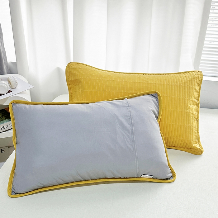 91家纺网 家纺一手货源 找家纺 拾小柒 2025新款纯色全棉色织水洗棉防水防头油枕套 姜黄色