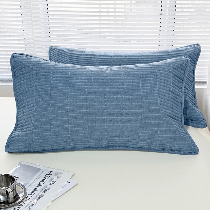 91家纺网 家纺一手货源 找家纺 拾小柒 2025新款纯色全棉色织水洗棉防水防头油枕套 牛仔蓝