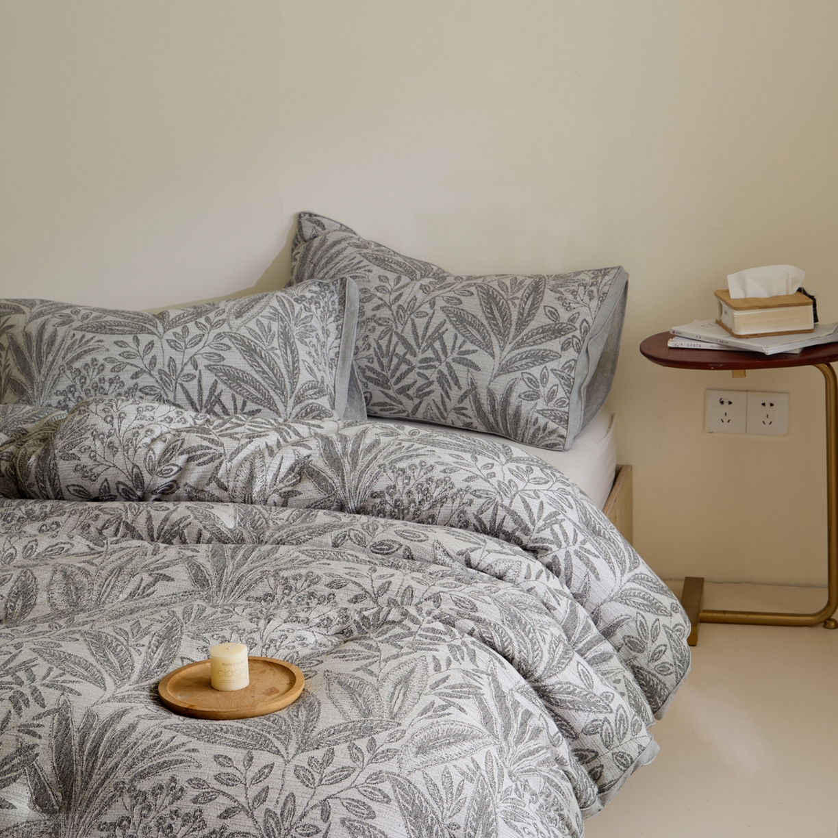 91家纺网 家纺一手货源 找家纺 一加一 2025新款棉麻大提花抗菌被子被芯 繁花-石青